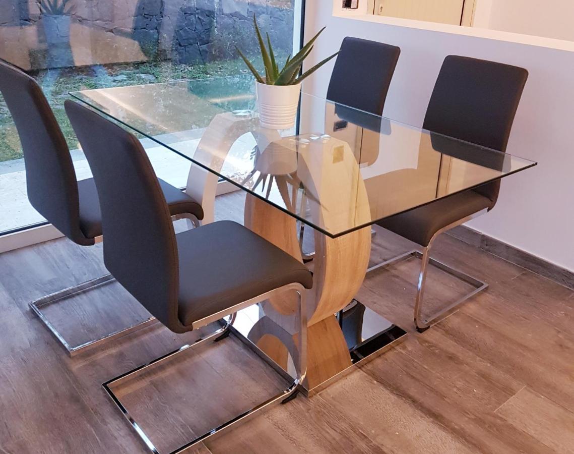 T Villa Калатабиано Екстериор снимка